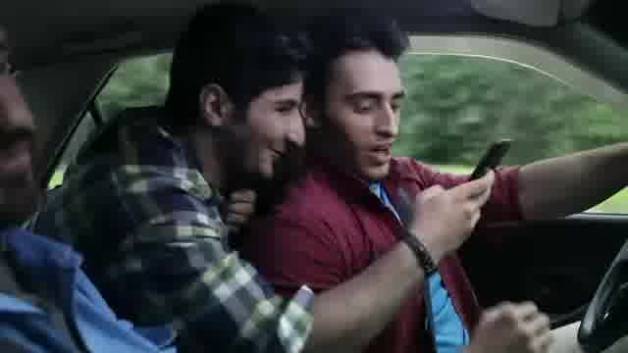 حنی سرنشینان عقب خودرو هم باید کمربند ایمنی را ببندند