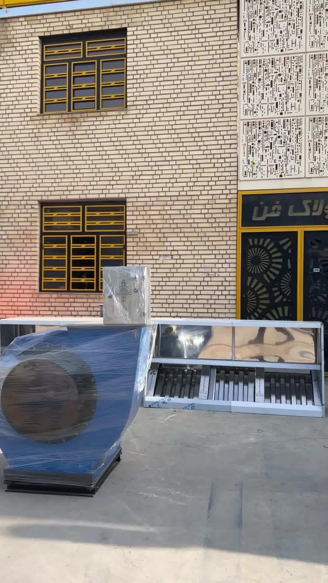 طراحی و تولید انواع هود دیواری و سقفی توسط شرکت کولاک فن در تهران